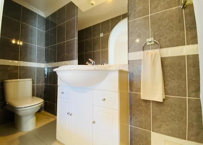 Semesterbostad 35 Seta Les Tres Cales